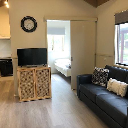 Armidale Tourist Park Hotel Екстериор снимка