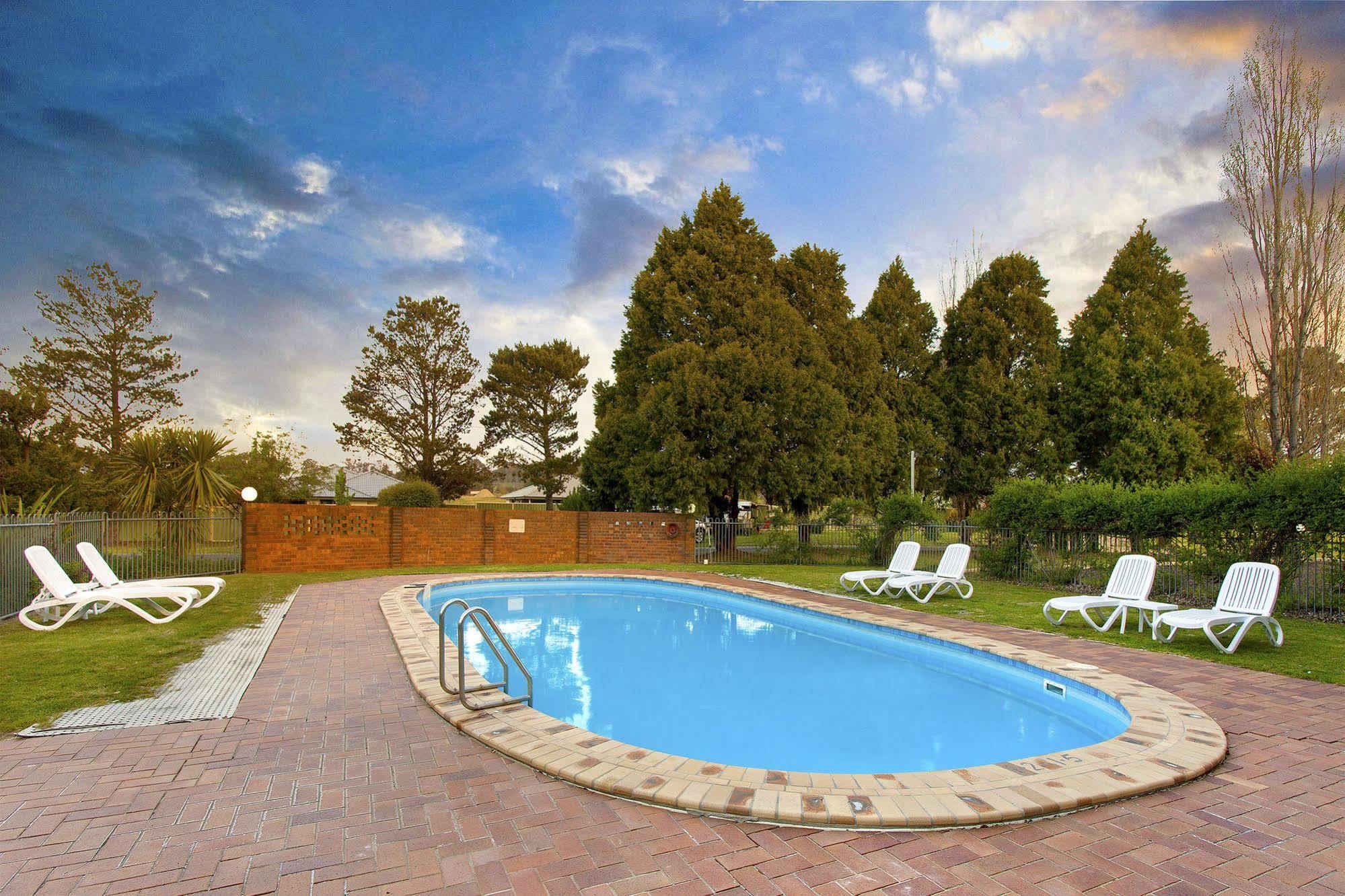 Armidale Tourist Park Hotel Екстериор снимка